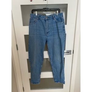 Mom jeans